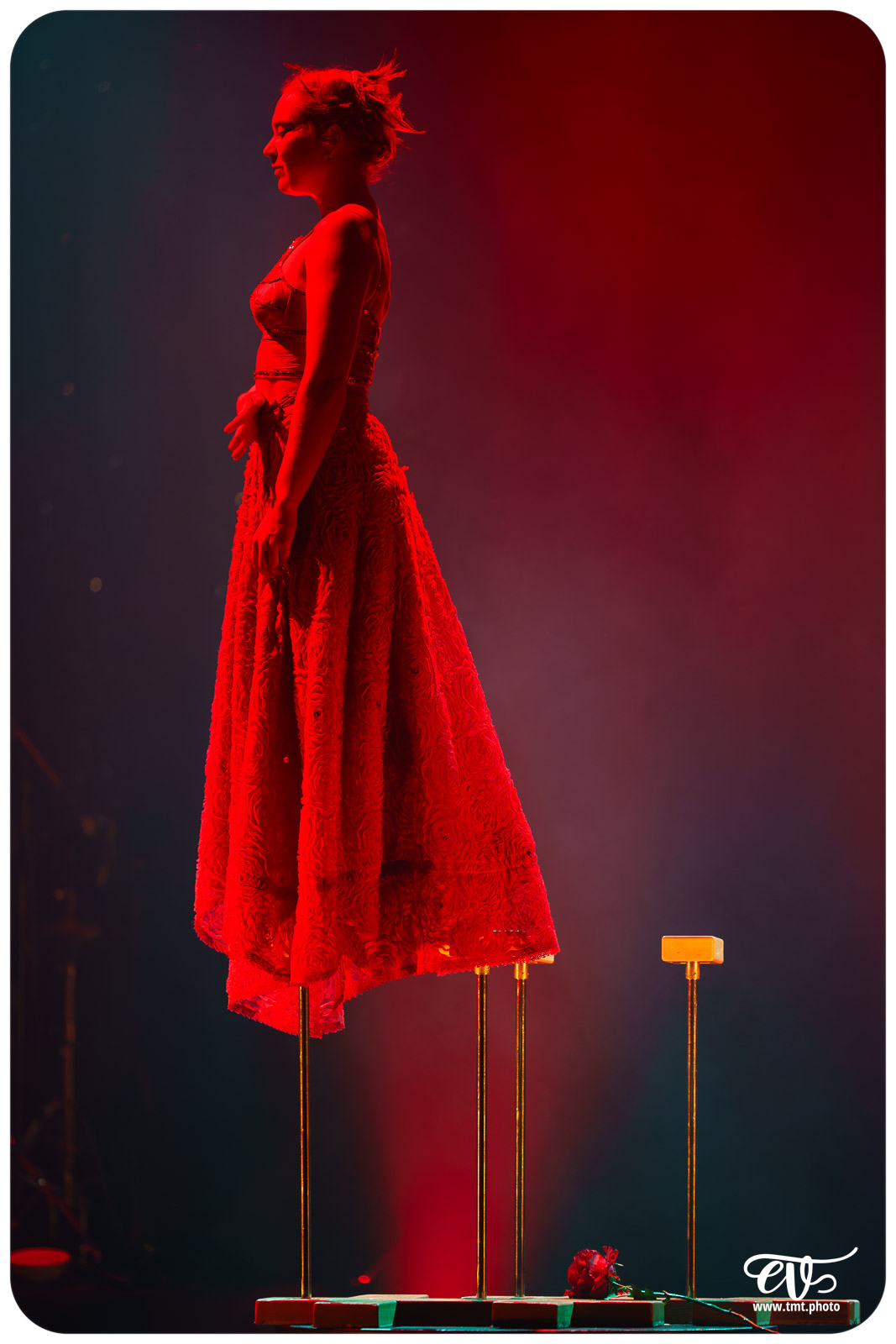 PLEIN FEU (CIE AVRIL EN SEPTEMBRE)